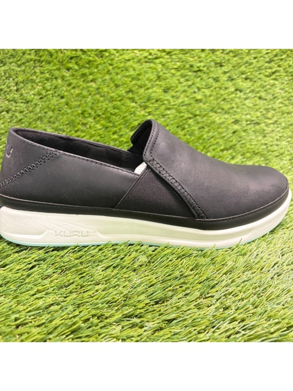 Kuru Roam Atla Womens Size 9 Black White Casual Walking Leather Slip-On Shoes